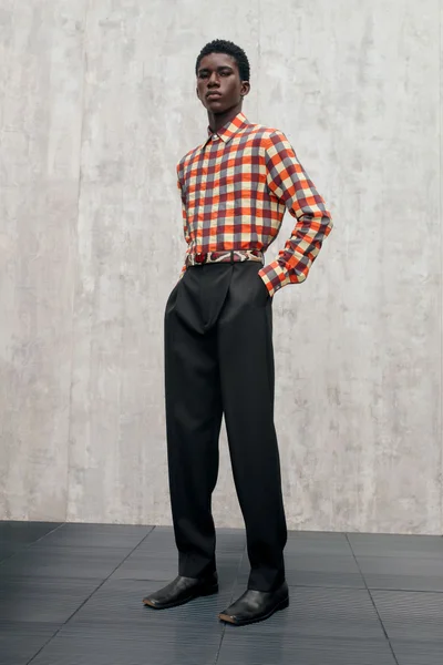 Look 2